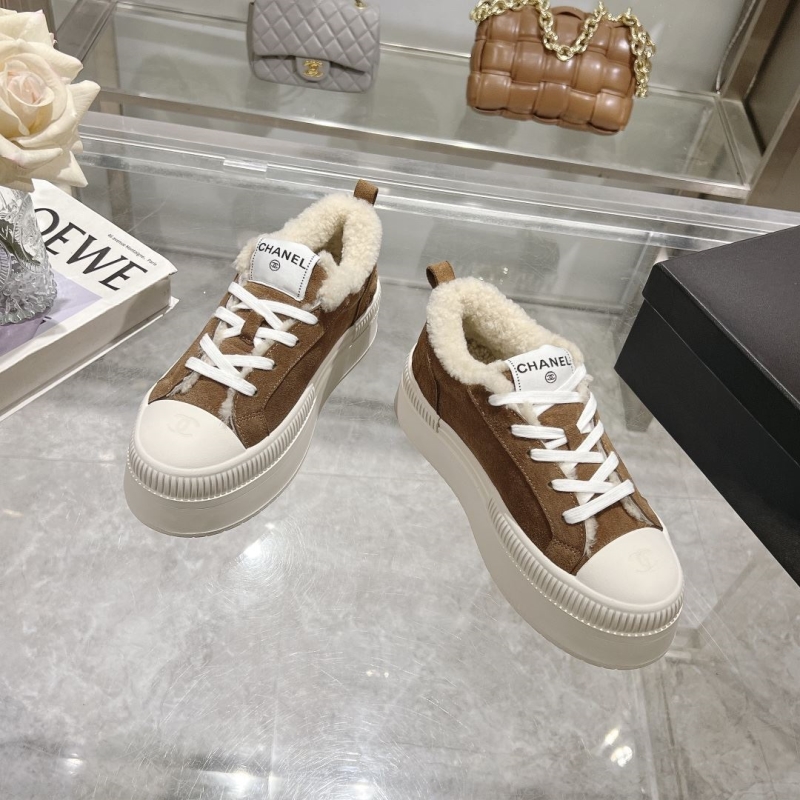 Ch**el sport shoes